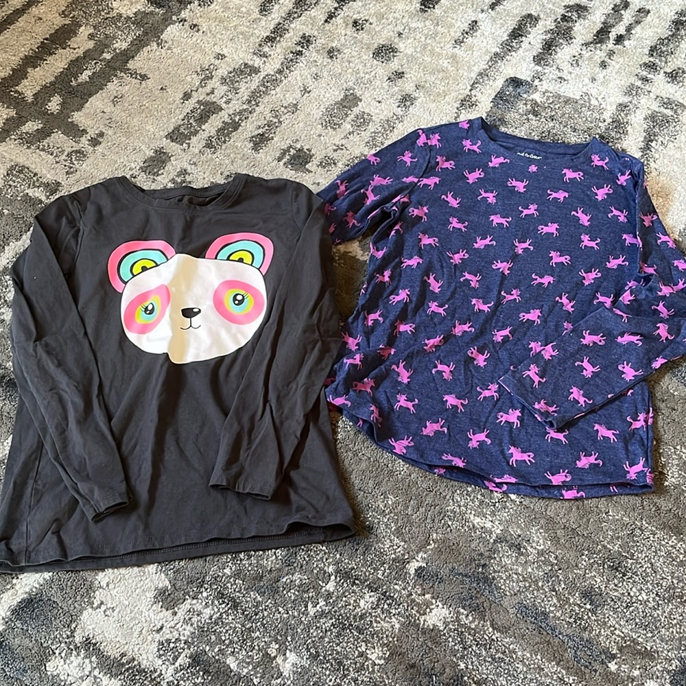 Cat & Jack girls Shirts